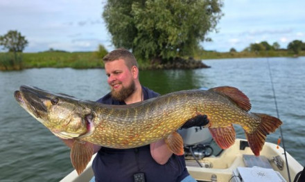 Roofmeister INSIDE: Actuele vangsten, snoek van 131 cm(!) & vissen boven 2 km water!