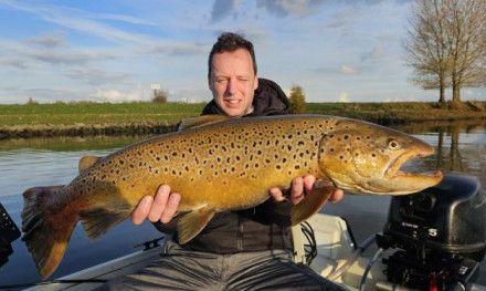 ***BREAKING*** MEGA zalm of zeeforel in NL!