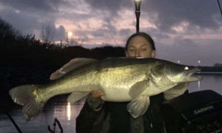 Monstersnoek wordt op de laatste dag overklast door MEGA snoekbaars!