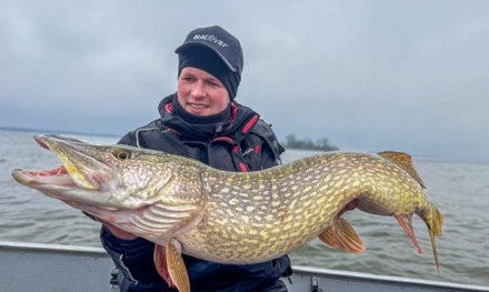 Roofmeister INSIDE: PR’s verbreken in de kou & VISDATE in de sneeuw!