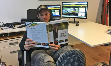 De snoekenbijbel – Snoekicoon Jens Bursell legt al zijn tips & tricks bloot