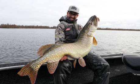 ***Breaking Catch*** Snoek van 133 cm en nog 4 vissen van 130 cm plus