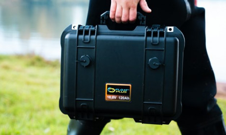 Float Plus en Jarocells slaan de handen in één voor de ultieme accu!