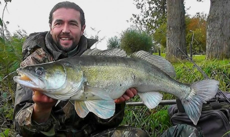 Roofmeister INSIDE: Eén maar, actuele vangsten en 93 & 95 cm snoekbaars!