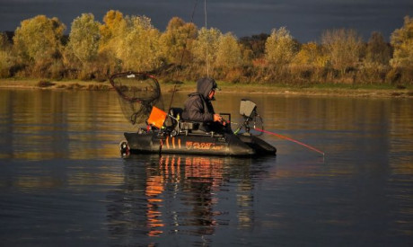 Vrijheid, vriendschap en vis – Het bellyboat avontuur van Robin Smit