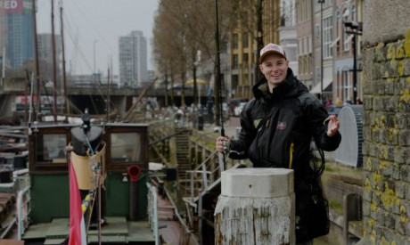 Droomvangst midden in Rotterdam! Mega baars!